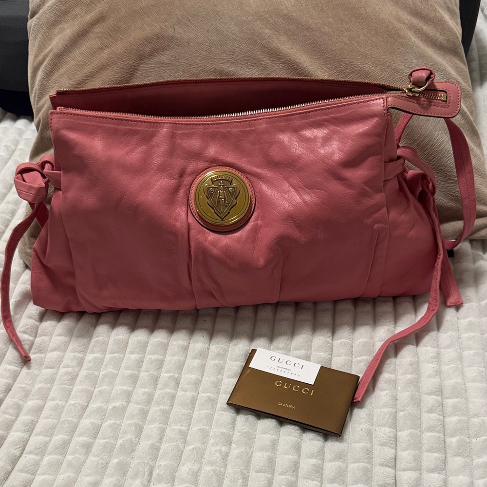 Gucci Rose Leather Wristlet with Gold Emblem